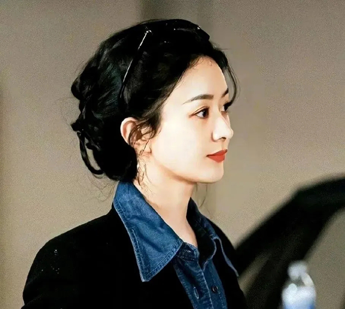 85后花首位获得飞天奖的女演员赵丽颖头像壁纸