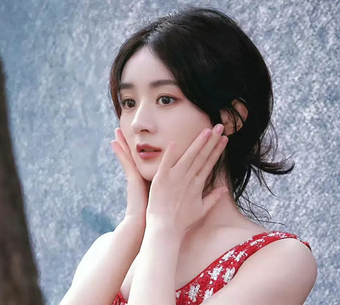 85后花首位获得飞天奖的女演员赵丽颖头像壁纸